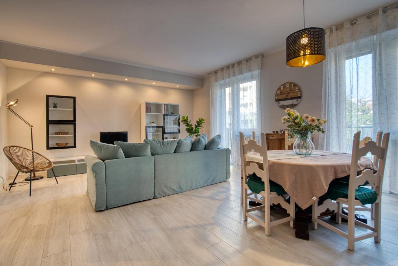 Caseospitali - Casa Janas, Elegante Trilocale Per 5 In Zona Centrale 米兰 外观 照片