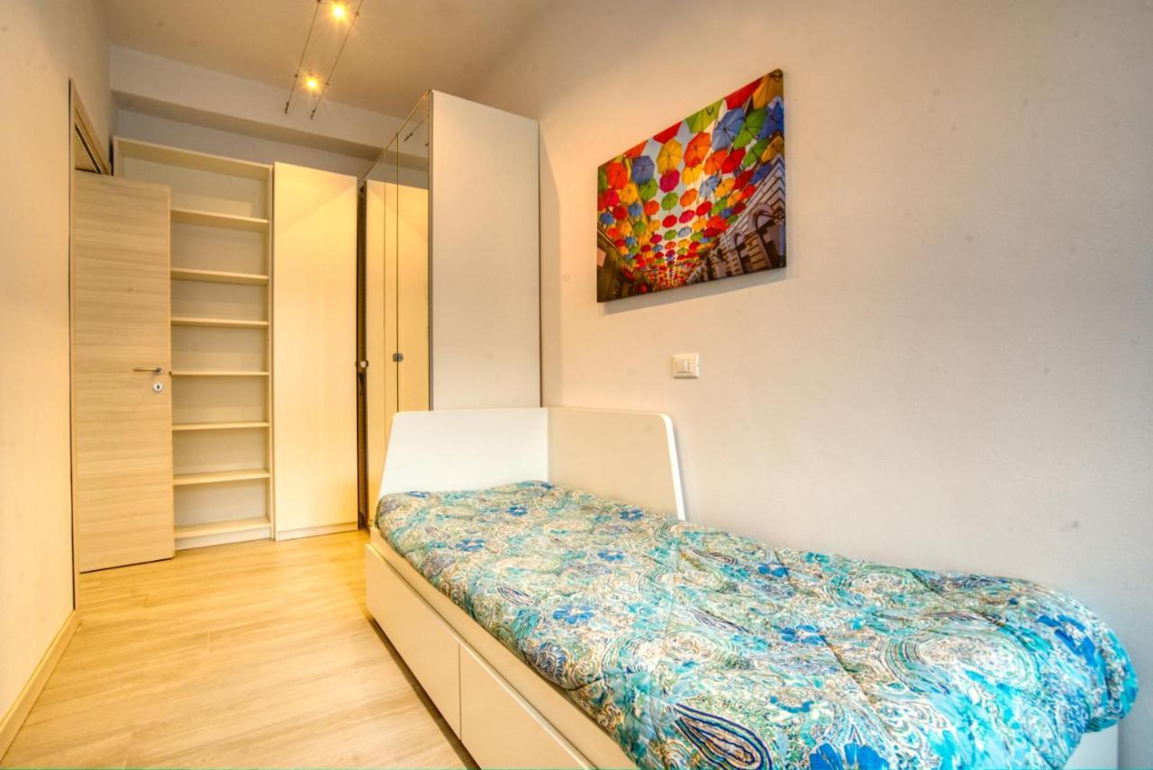 Caseospitali - Casa Janas, Elegante Trilocale Per 5 In Zona Centrale 米兰 外观 照片