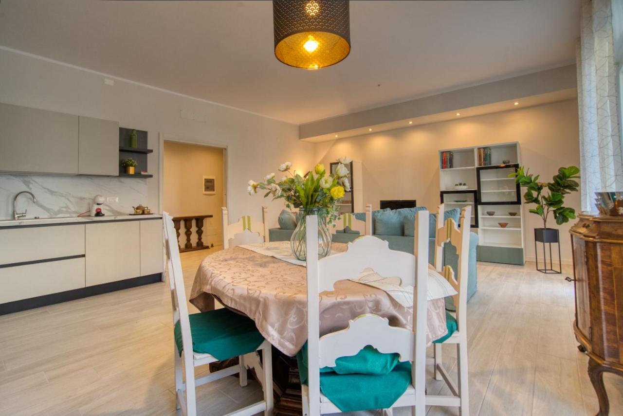 Caseospitali - Casa Janas, Elegante Trilocale Per 5 In Zona Centrale 米兰 外观 照片