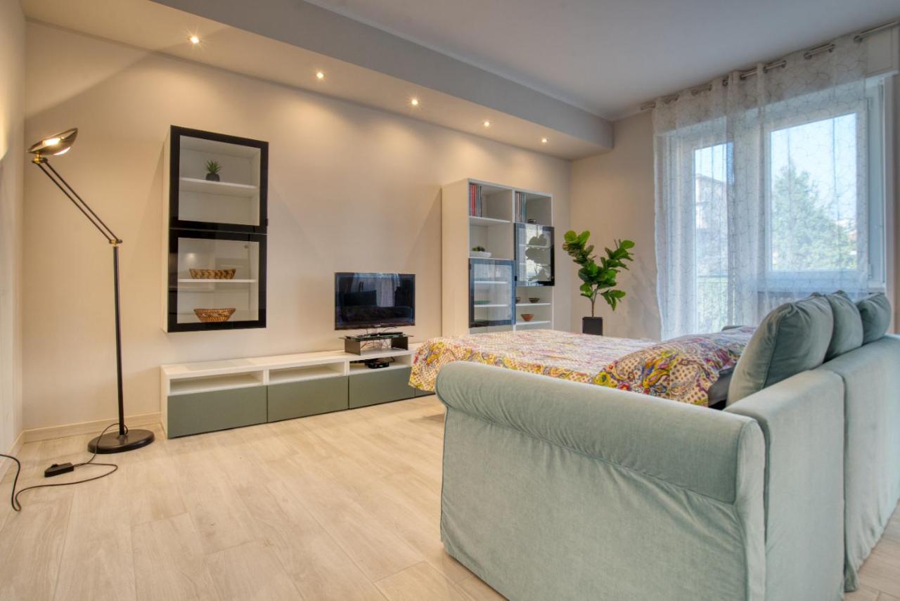 Caseospitali - Casa Janas, Elegante Trilocale Per 5 In Zona Centrale 米兰 外观 照片